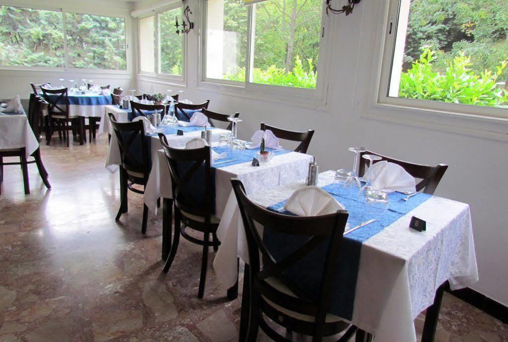 Hotel Restaurant Le Lachens La Bastide  Exterior foto